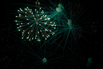 Fototapeta premium Feuerwerk in der Nacht