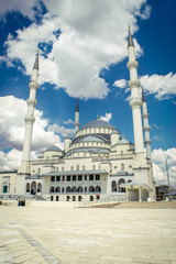 Fototapeta na wymiar Kocatepe Mosque in Ankara Turkey