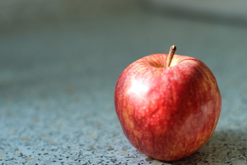applee