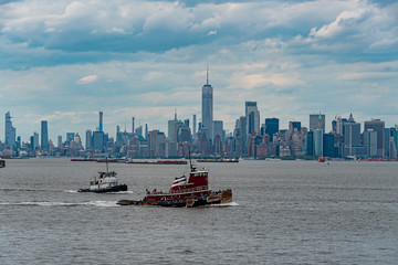 New York and workimg tug boats