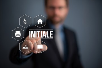 Initiale