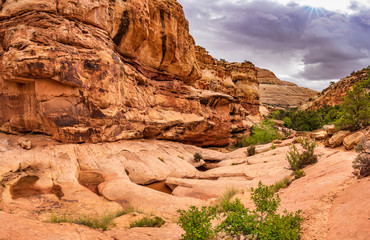 Hiking Trail to the Hickman Bridge in Capitol Reef National Park