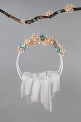 Newborn baby photography swing. Background for newborn baby.	