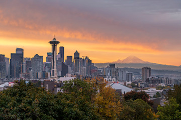 Spectacular High Quality Image Of The Seattle Skyline During Sunrise