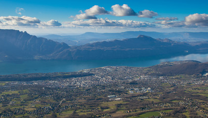 Blick vom Reavard auf den Lac de Bourget in den französischen Alpen