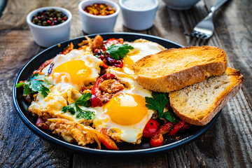 Shakshuka - fried eggs with vegetables