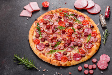 Pepperoni Pizza with Mozzarella cheese, salami and ham