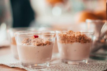 yoghurt breakfast