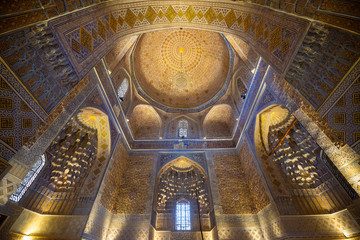 Fototapeta na wymiar Interior of Gur Emir mausoleum of the asian famous historical personality Tamerlane or Amir Timur in Samarkand, Uzbekistan