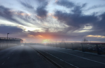 Fototapeta na wymiar Sonnenaufgang mit Nebel
