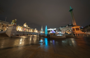 Trafalgar square in London at night