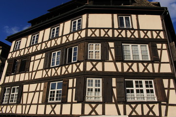 Fototapeta premium Traditional and colorful Alsatian half-timbered houses in Petite France, Strasbourg, France.