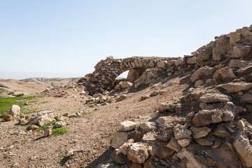 Fototapeta na wymiar The uninhabited abandoned ruins of the Templar Fortress Malduam in Samaria in Israel