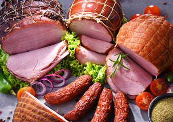 Composition with assorted meat products