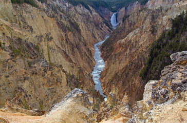 Yellowstone canyon