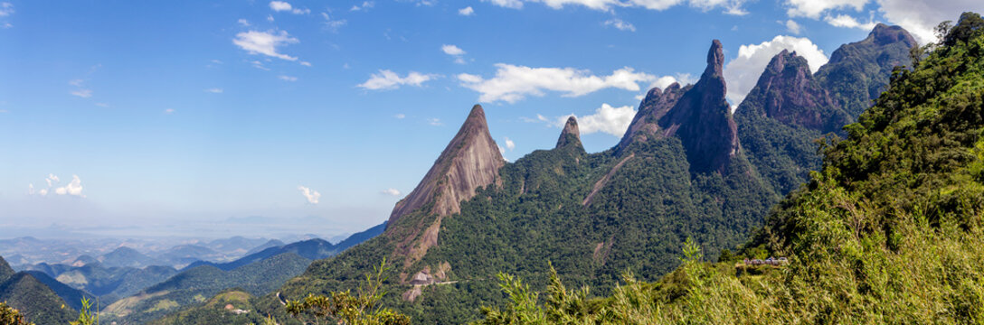 God&acute;s Finger peak in Teresopolis Mountains