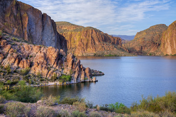 Fototapeta na wymiar Landscape of Canyon Lake, Apache Trail, Tonto National Forest, Arizona, USA