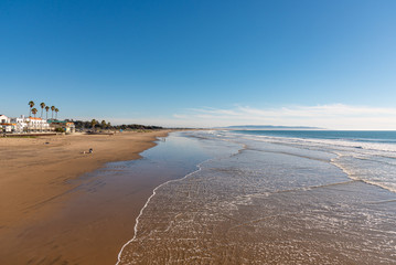 Fototapeta na wymiar View of the famous Pismo Beach pier in California