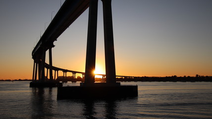 Obraz premium Peeking Sunset in San Diego 