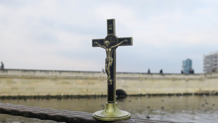 Above the Cross, Hz. Jesus Christ   