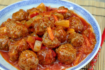 boulettes de boeuf sauce aux légumes