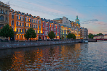 Fototapeta na wymiar Saint Petersburg, Moika, Red bridge, evening.