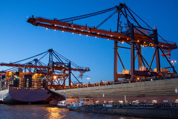 Fototapeta premium container vessel in port