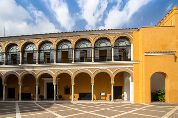Fototapeta na wymiar Courtyard of the Real Alcazar Palace in Seville, Spain