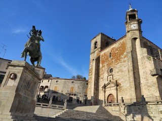 Fototapeta na wymiar Trujillo square, statue and cathedral, Extremadura Spain