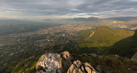 Grenoble au lever du soleil