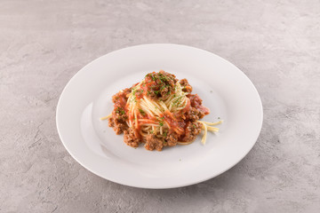 pasta bolognese with ground beef