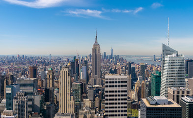 Aerial view of New York and its skyscrapers, highlighting one of its most famous