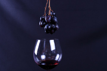 Fototapeta na wymiar Glass of wine