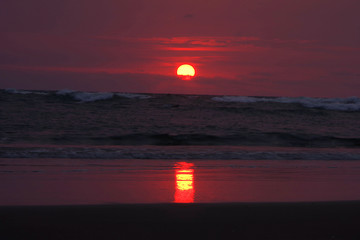 ATARDECER MARAVILLOSO PLAYA