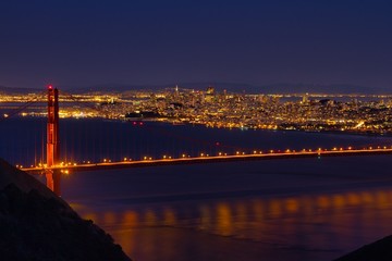 Fototapeta premium Night View of Golden Gate Bridge San Francisco