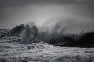 Chaotic surf on the Washington coast