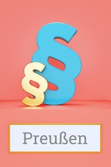 Preußen. Begriff auf Schild. Präsentation von Paragrafen auf Podest in Museum. Symbol für Recht, Gesetz, Urteil. Rosa Hintergrund