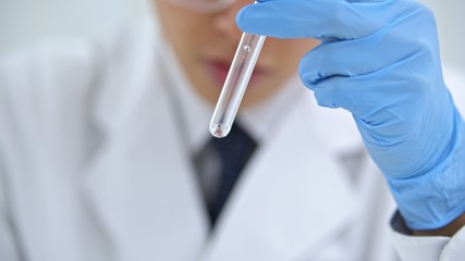 研究
