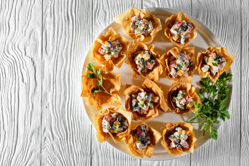 Chicken red bean pepper salad wonton cups