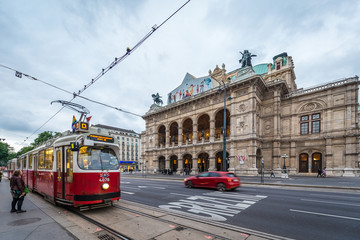 Fototapeta premium The Vienna State Opera in Austria.
