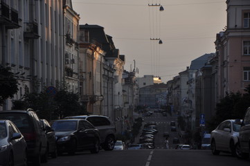 Obraz premium Quiet Evening on a City Street