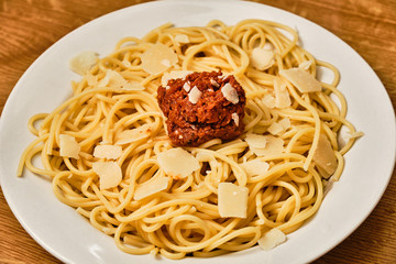 Spaghetti with tomato pesto and parmesan