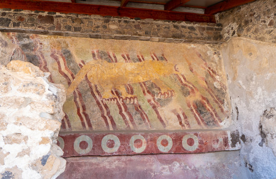 Mural Painting Of The Cougar (Mural Del Puma) In Teotihuacan. Photo Of Ancient Aztec Painting. Mexico