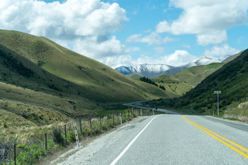 Fototapeta premium Road through New Zealand Mountains