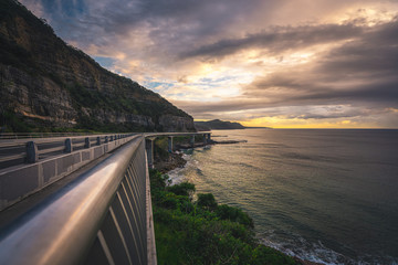 Obraz premium Sunrise at Sea Cliff Bridge, Australia