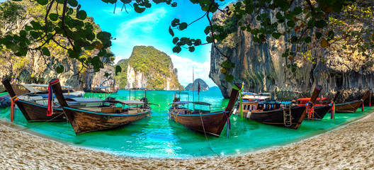 Blue water at  Lao Lading island, Krabi Province, Thailand(Paradise)