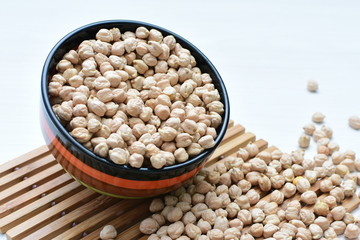 Dried chickpeas (Cicer arietinum) in containers