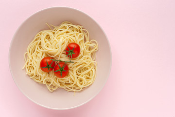 Homemade Spaghetti with tomato and basil sauce