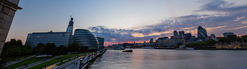 Sunset landscape of Thames River