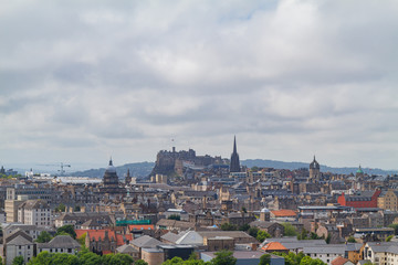Obraz premium High angle view of the cityscape from Holyrood Park